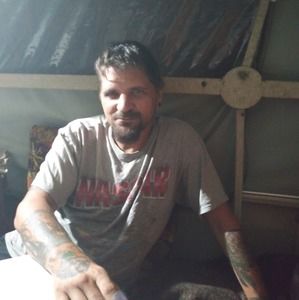 Meet your Posher, Travis